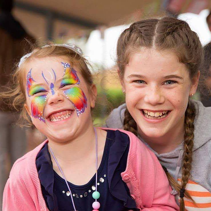 Face Painting Workshops - Betty Bubbles one-on-one classes and groups